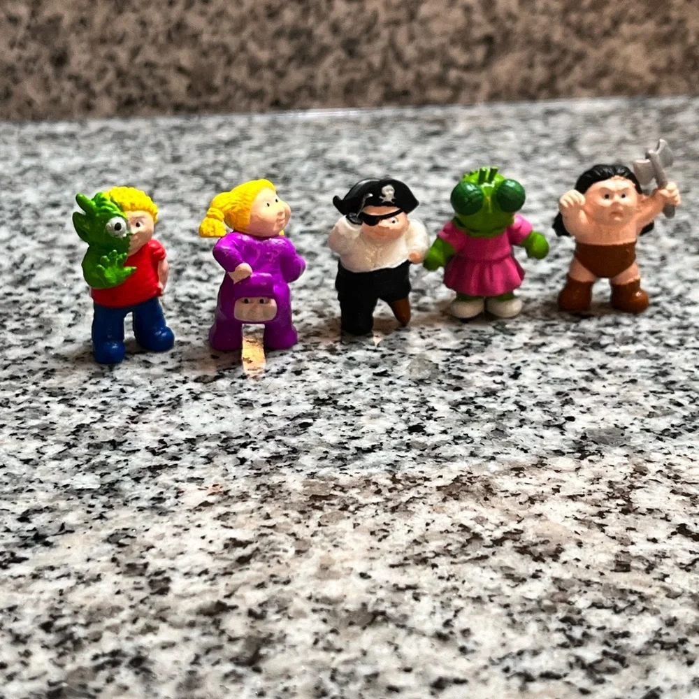 Garbage Pail Kids GPK Minikins Figure Semi Colon Mad Mike Buggy Betty Back Dora